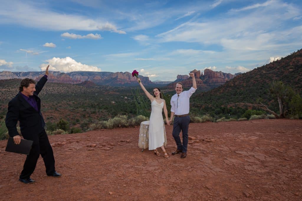 Sedona-wedding-minister-Sedona-Elopement-weddings